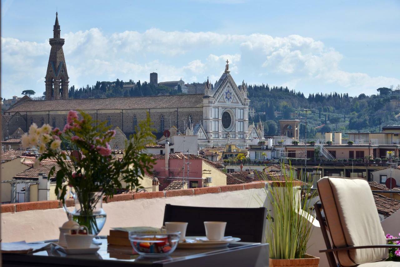 La Terrazza Lägenhet Florens Exteriör bild